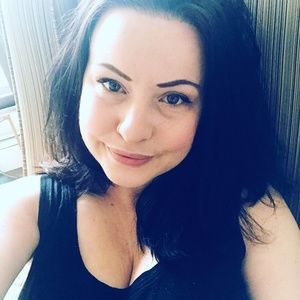 Meet your Posher, Elle